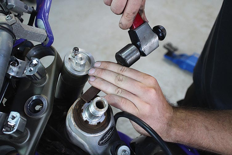 How to Re-grease and Service a Threaded Headset