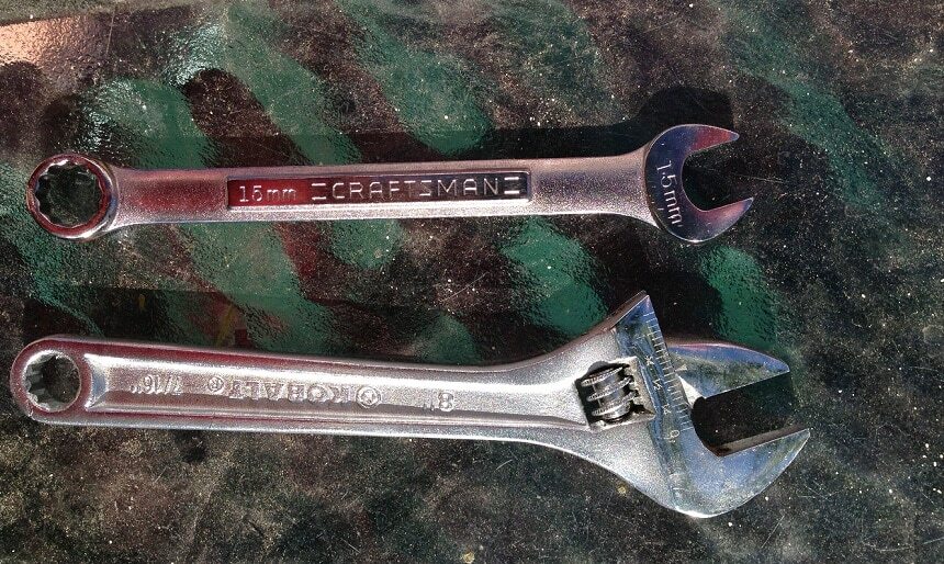 How to Put Training Wheels on a Bike: Installation and Adjusting in 6 ...