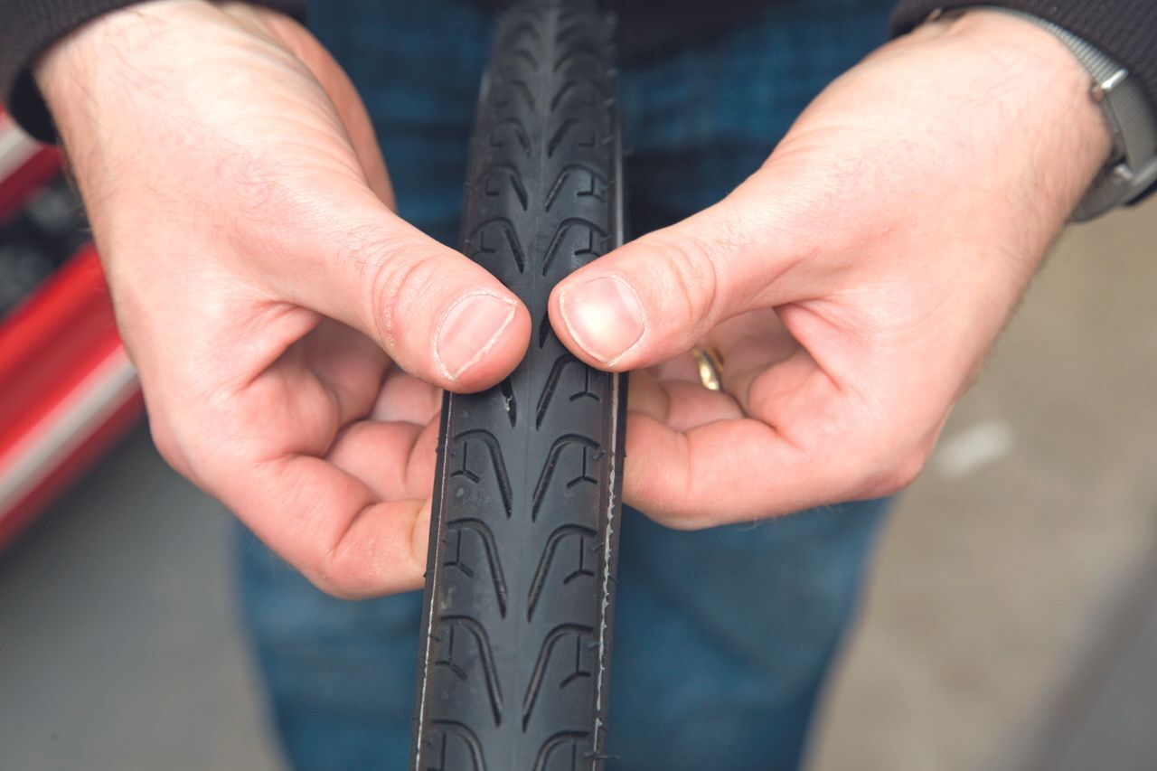 How to Fix a Puncture on a Bike: A Step-by-Step Guide for Beginners ... How to Fix a Puncture on a Bike: A Step-by-Step Guide for Beginners ...