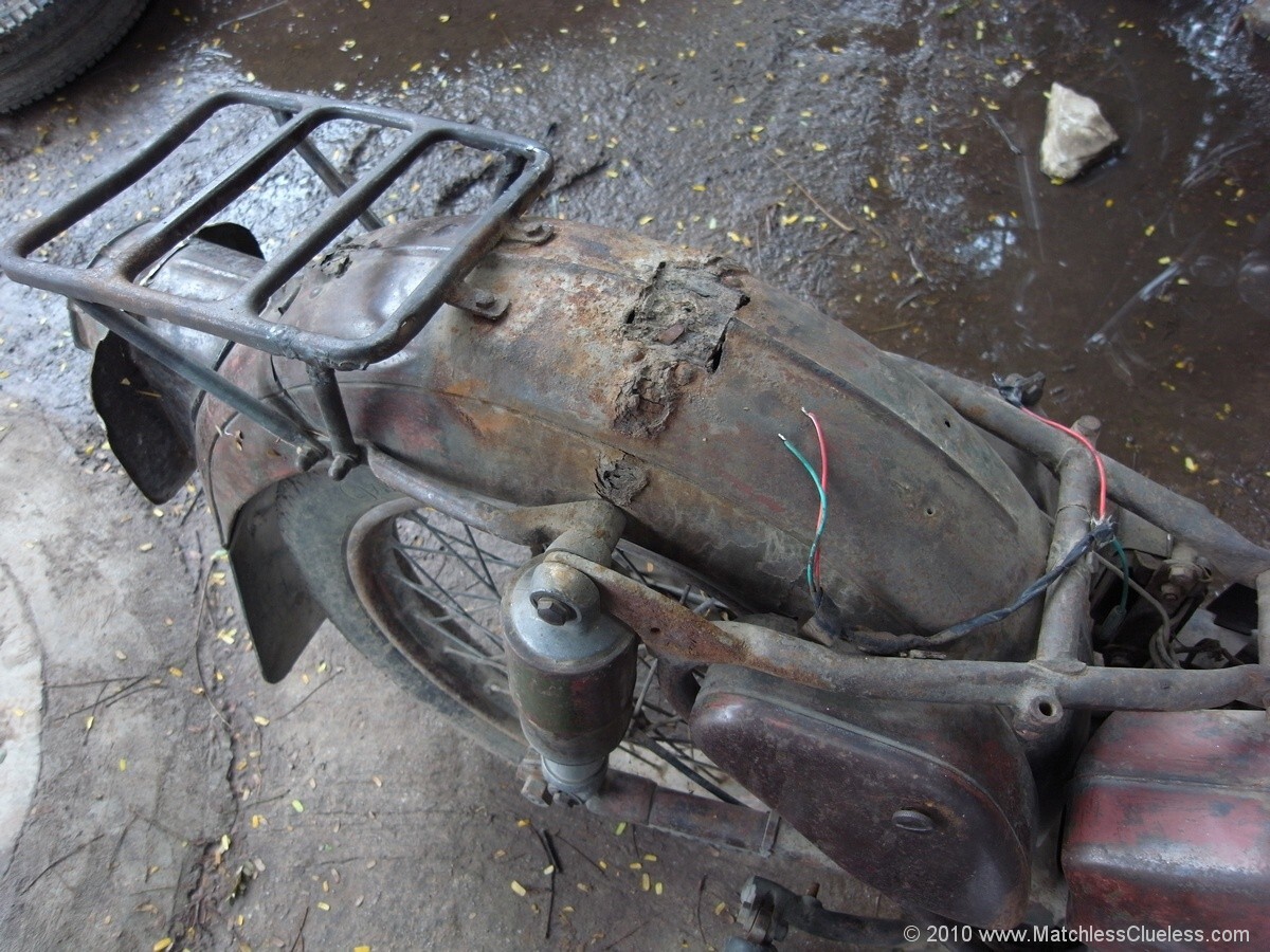 Mudguard repairs • Matchless Clueless Mudguard repairs • Matchless Clueless