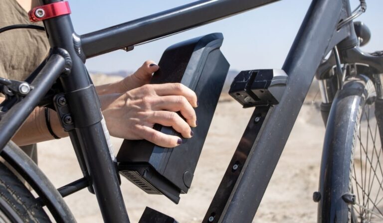 How To Troubleshoot Your E-Bike's Battery Problems How To Troubleshoot Your E-Bike's Battery Problems