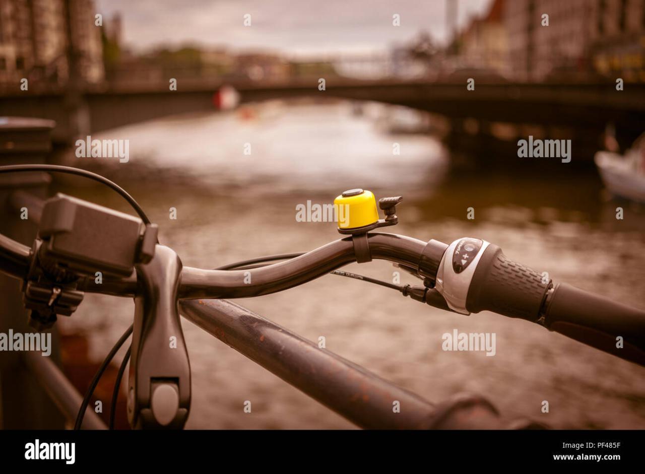Broken handlebars! | The Pedallers' Arms Broken handlebars! | The Pedallers' Arms